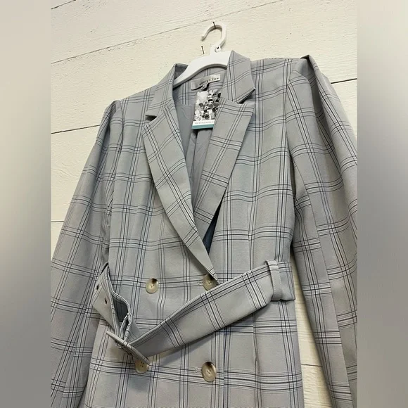 Adelyn Rae - Picture 4 of 5